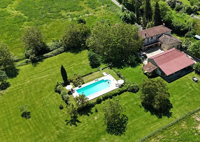 Les Papillons De Baccara